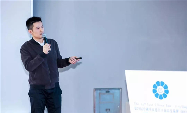 B2B海外主流營(yíng)銷渠道云集華交會(huì)開壇論道，火爆全場(chǎng)